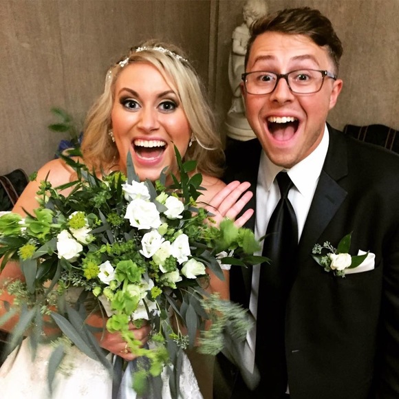 Meet your Posher, Jillian - Picture 2 of 5